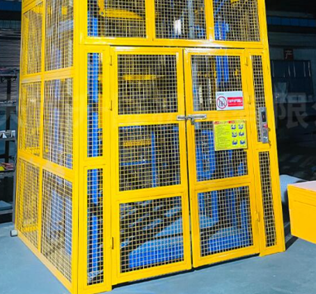 新乡货梯可以安装在室外吗