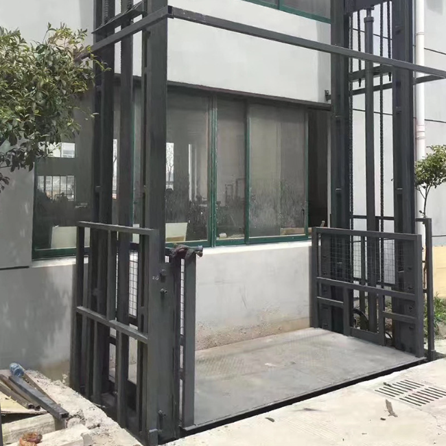 新乡5吨室外升降货梯